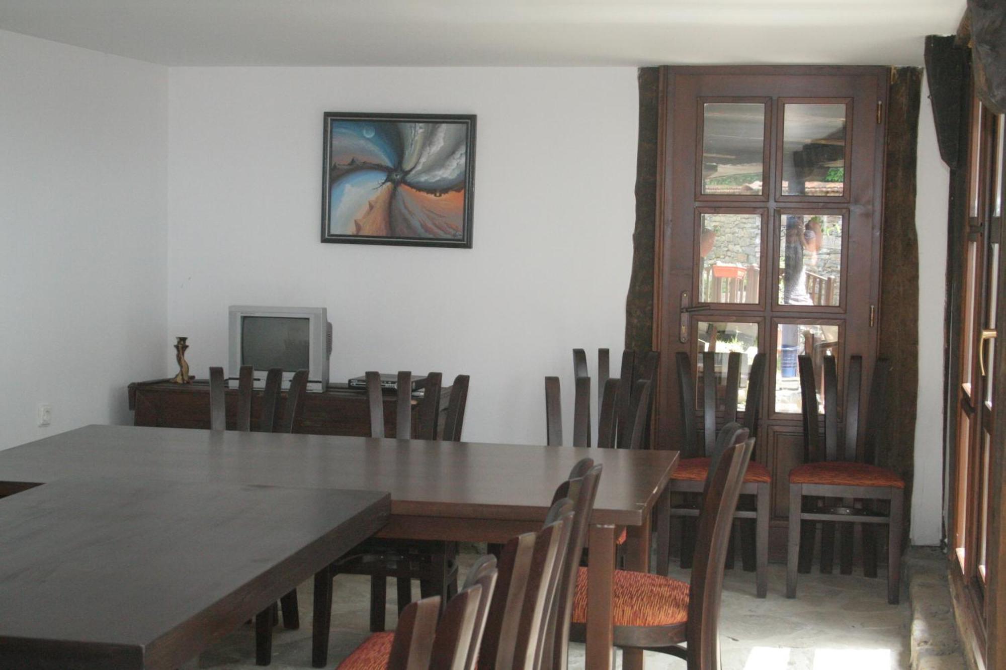 Family Hotel Bile เบลีโอซุม ภายนอก รูปภาพ